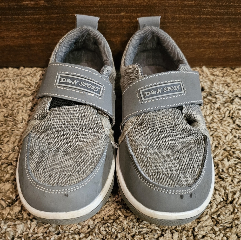 Boys size 11 shoes